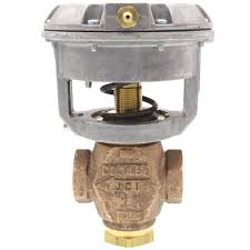 Johnson 1/2" Valve 3W Mixing NPT 1.8Cv Equal Percentage Flow with Exposed Pneumatic Actuator SR 4-8PSI Spring Range Cast Bronze Body with Brass Trim