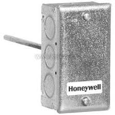 Pipe Sensor With Wiring Enclo