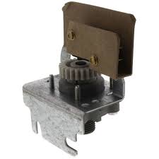 P-E Spdt 277V 2-17# Adjustable
